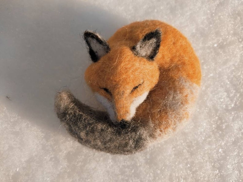 Woolen sleeping Fox, aromatic fox image 2