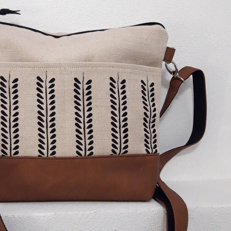 Crossbody bag medium size, purse with pockets, natural vegan bag, Lavender print shoulder bag, canvas hobo bag image 2
