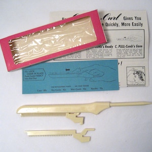 Vintage 40&#39;s 50&#39;s Comb-a-Curl.  Deadstock Pin Curl Tool.