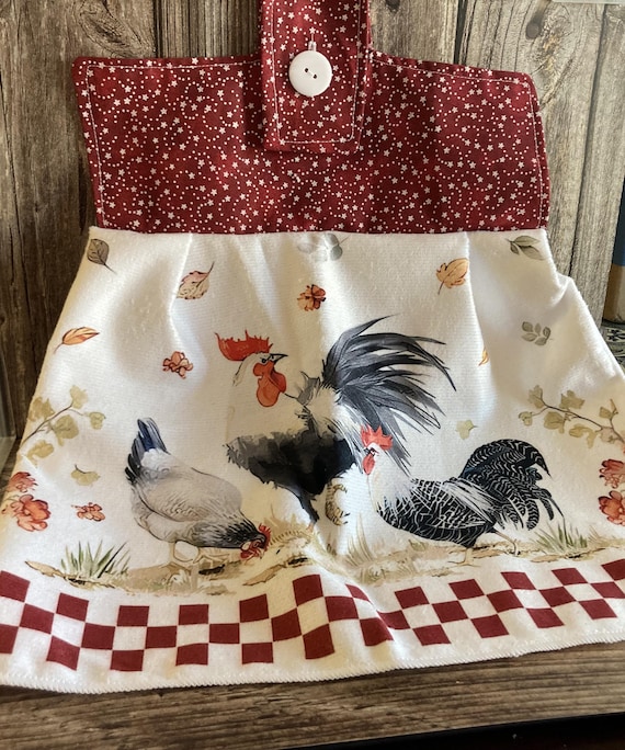 POULTRY FAMILY SCENES on Hanging Towels