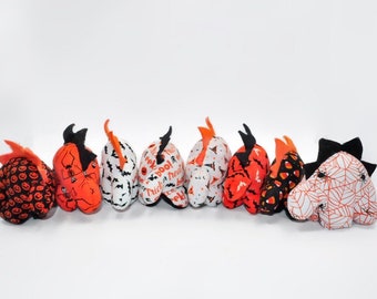 Nerdisaurus Kleiner Halloween Gestopfter Stegosaurus Dinosaurier