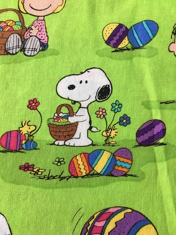 Linens Home & Living set of 4 Peanuts Easter Fabric Napkins Table