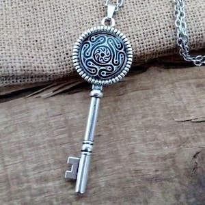 Goddess Hekate Key Symbol Pendant Necklace + Box - Hecate Witchcraft Triple Goddess Moon