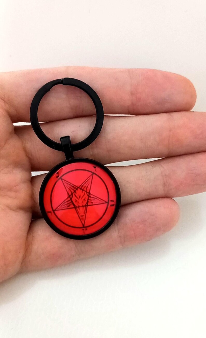 Inverted Red Pentagram Symbol Keychain + Baphomet Box- Lucifer Satan ...
