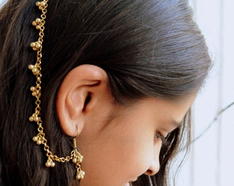 Ohr Kaan Kette Bahubali Ohrringe, Sahara Ohrringe mit Haarkette, einfache traditionelle indische Hochzeit Haarschmuck, Rajasthani Schmuck
