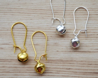 Gold Silber Ohrring Geschenk-Set für Kinder, einfache indische Ghungroo-Hoops für Mädchen, winziger Alltagsschmuck, ethnisches jhumki-Babypartygeschenk