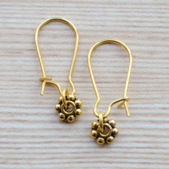 Gold ear sale patti