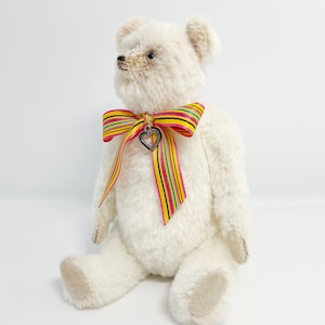 Urso de pelúcia de alpaca feito à mão: boneca de arte OOAK colecionável