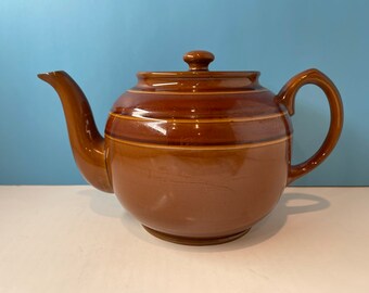 Vintage SADLER Staffordshire Classic Roman Figures Brown Teapot w Gold Trim