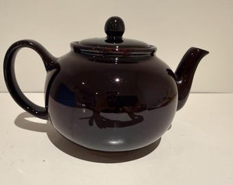 Large 7 cups Brown Betty teapot.