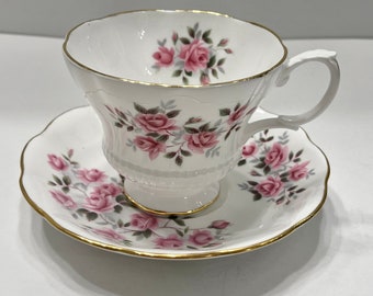 Vintage Royal Albert Teetasse und Untertasse mit rosa Rosen
