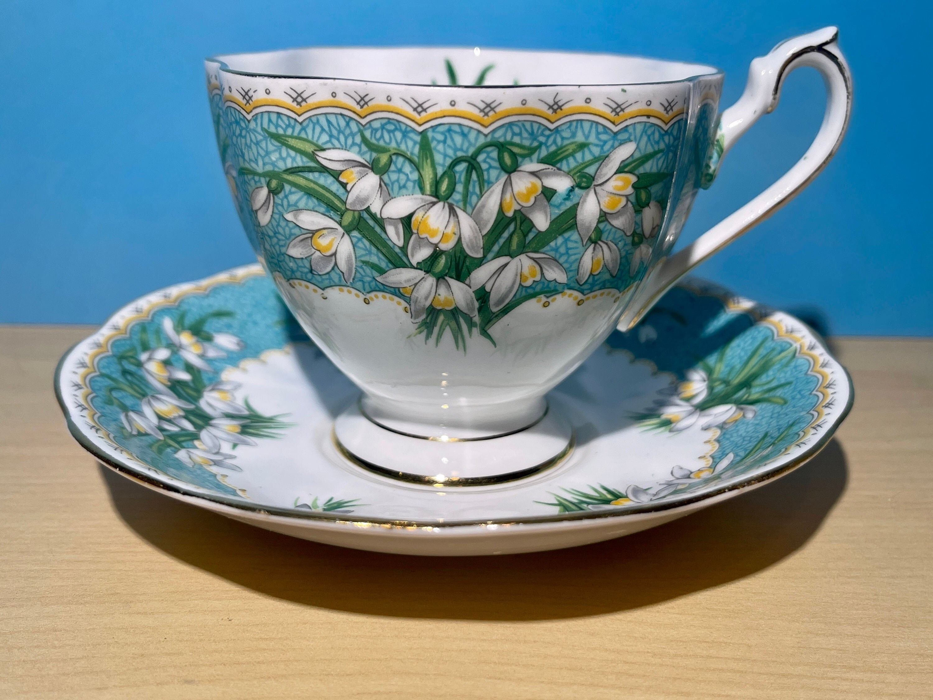 Vintage Queen Anne Marilyn Teacup and Saucer. Made in England - Etsy