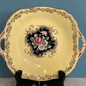 RARE! Vintage Paragon Double warrant sweep meat dish with handles. Ca, 1939-1949