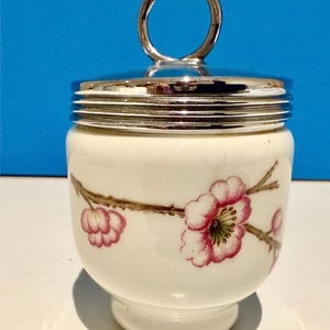 Vintage Royal Worcester Egg Coddler: Evesham, June Garland Patterns image 6