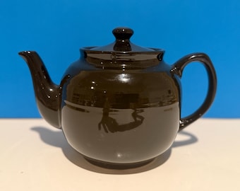 Dark Brown Betty teapot. Volume 4.5 cups
