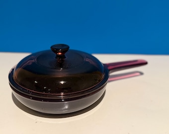 Vintage Corning ware Vision Cranberry glass pan with a lid. Teflon non-stick coating