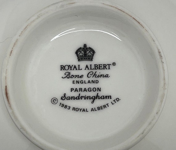 Sandringham Paragon/Royal Albert 6 1/4 Side Plate