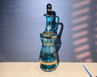 Mid Century Boho blå glaskaraff dekorerad med guldränder