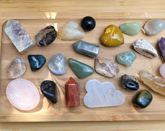 Gemstones Advent Calendar Crystals Carvings Tumbled Stones Geode Worry Stone Heart Cloud Obelisk Ball Christmas Rose Quartz Rock Crystal