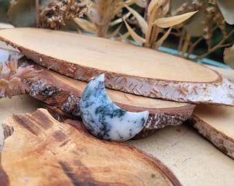Moss Agate Moon Gemstone Talisman