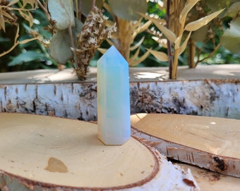 Moonstone Tower Obelisk Gemstone Palm Stone Point Yoga Chakra Reiki