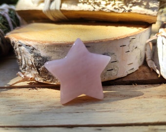 Rose quartz star gemstone hand flatterer