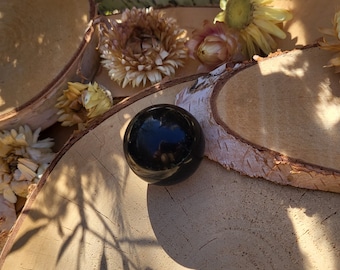 Onyx ball 30 mm gemstone hand flatterer