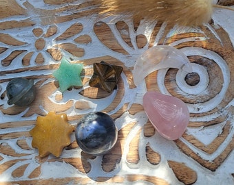 Sodalite Tiger Eye Rose Quartz Jade Rock Crystal Aventurine Sun Moon Star Sphere Planet Merkaba Star Gemstones Talisman Crystals