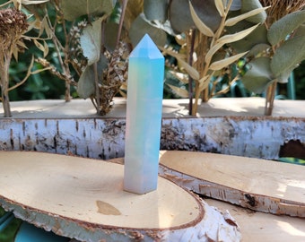Moonstone Tower Obelisk Gemstone Palm Stone Point Yoga Chakra Reiki