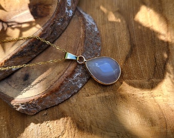 Agate necklace gold drops