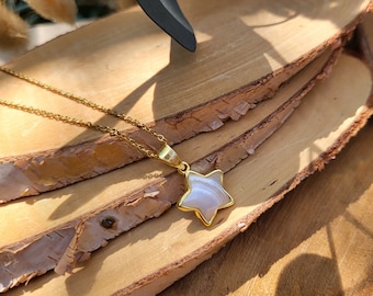 Agate Star Necklace Gold