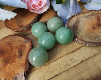 Aventurine ball 30 mm gemstone palm stone