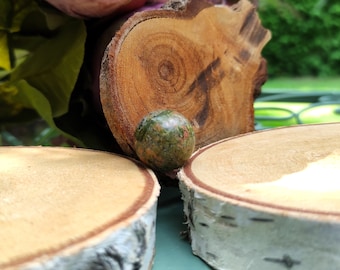 Unakite ball gemstone palm stone