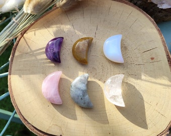 Amethyst Jade Moonstone Rose Quartz Labradorite Rock Crystal Moon Gemstone Talisman Yoga