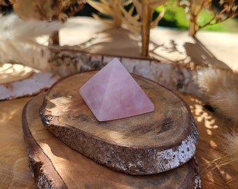 Rose Quartz Pyramid Gemstone Palm Stone Meditation Yoga Reiki Chakra