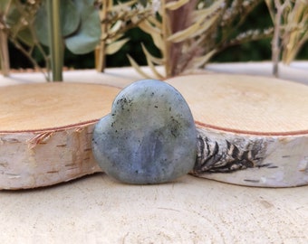 Labradorite worry stone heart gemstone hand flatterer