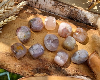 Cherry Blossom Agate Flowers Agate Sakura Flower Cherry Stone Gemstone Hand Flatterer