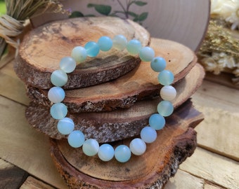 Agate bracelet light blue matt 8 mm beads