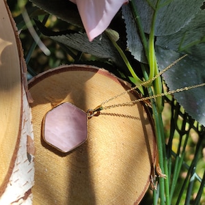 Rose Quartz Necklace Hexagon Gold