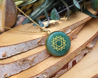 Anahata Chakra Necklace Aventurine Heart Chakra Gemstone Necklace Gold Chakras