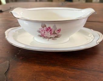 Noritaki Nippon Toki Kaisha Gravy Boat With Attached Drip Plate