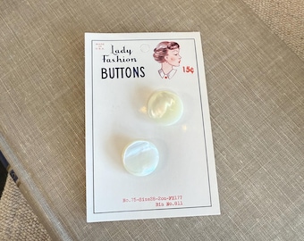 Vintage Mother Pearl Buttons