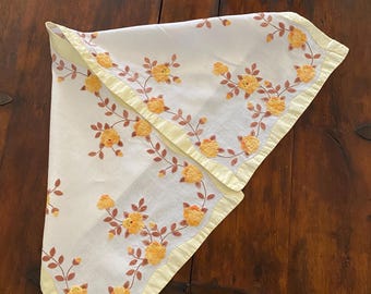 Vintage Embroidered with Crochet Edge Round Table Linen