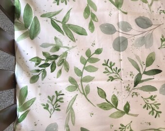 olive crib sheet