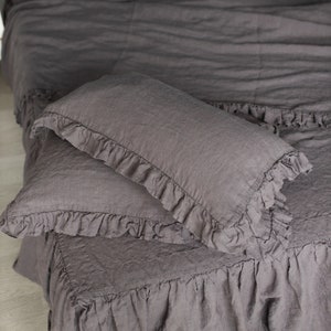 LINEN PILLOW CASE with ruffles.Ruffled pillow cover.Ruffled pillowcases. Shabby chic pillowcases.Queen pillowcase.
