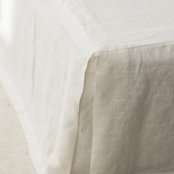 LINEN BED SKIRT/Washed linen bed skirt/ Shabby chic  linen bed skirt/White  linen bed skirt,size Queen 60х80+18"