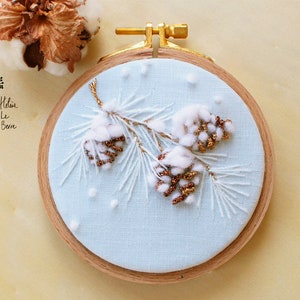 Kit de Broderie "PIN" - Embroidery Kit "PINE TREE"