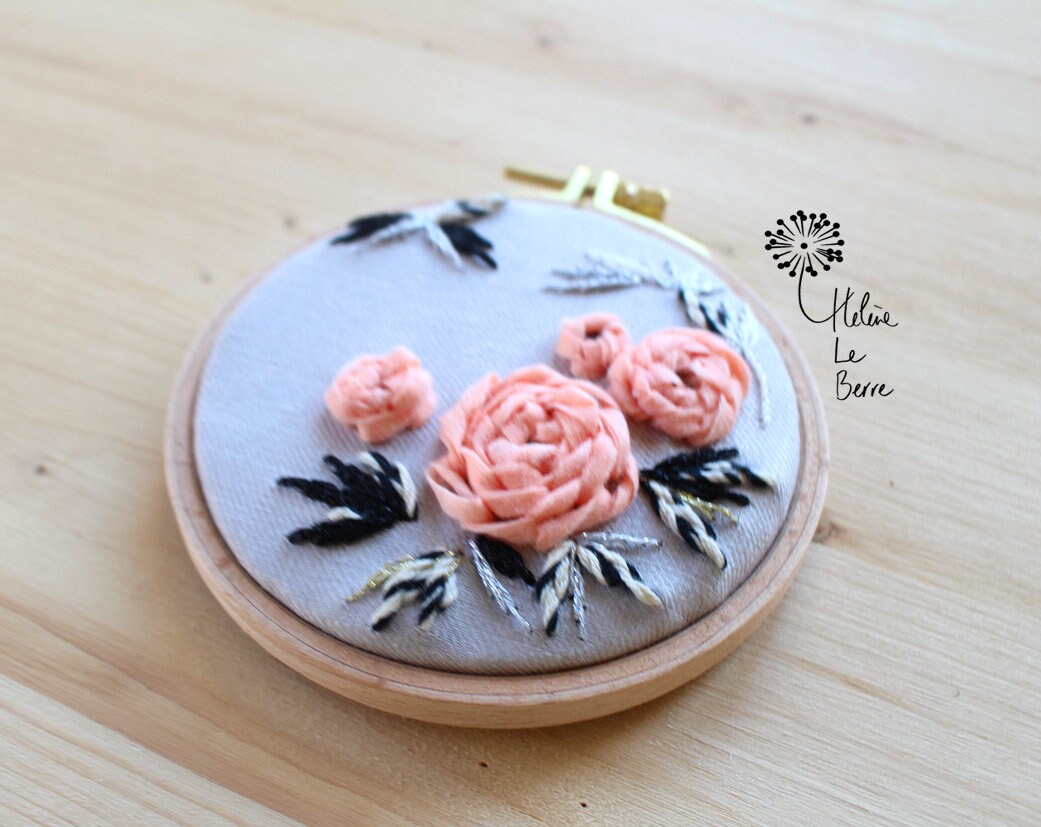 刺繍キット「ラナンキュラス」 - 刺繍キット「ラナンキュラス