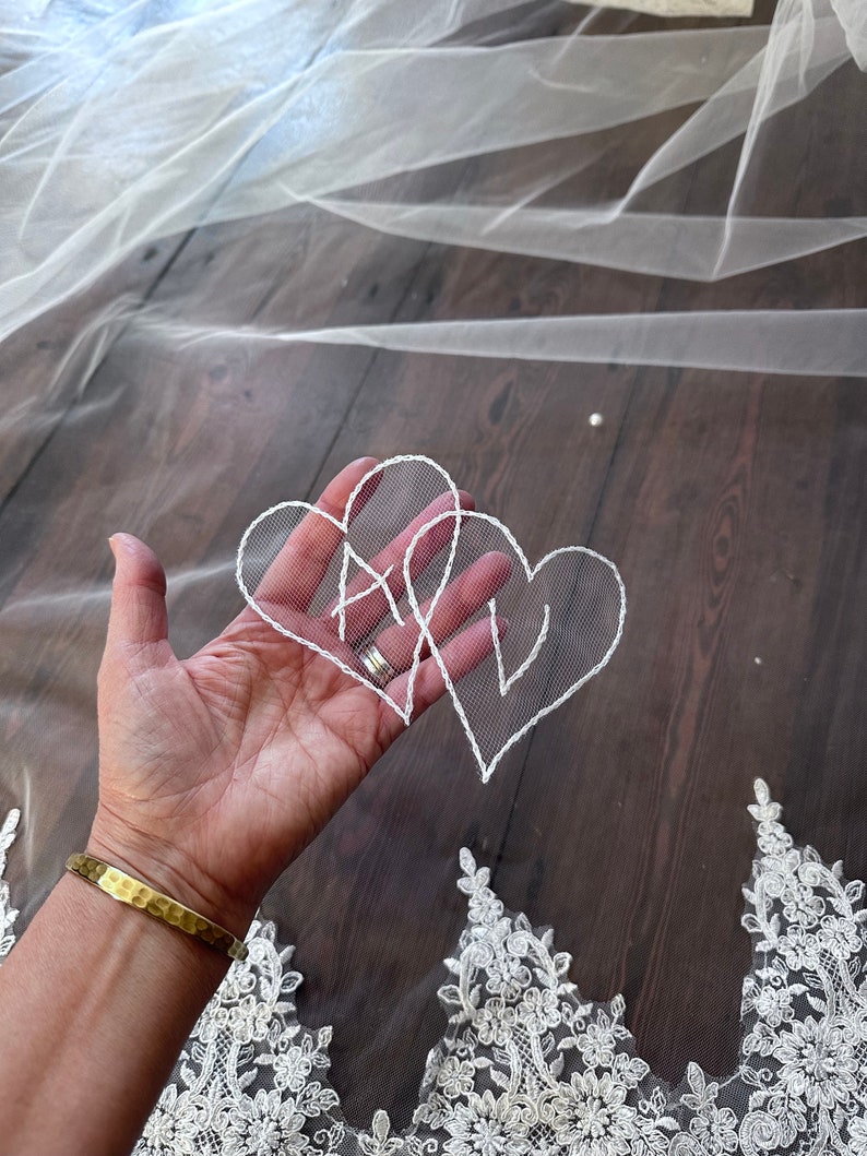 Entwined hearts embroidered veil appliqué, embroidered hearts, embroidered wedding veil, veil embroidery FREE DELIVERY image 1