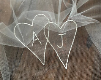 Interlocking hearts embroidered appliqué, veil embroidery, embroidery for wedding veil, wedding veil embroidery - FREE DELIVERY